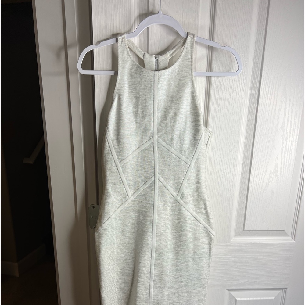 Gorgeous dress pictures don’t do it justice.. silver sheen dress